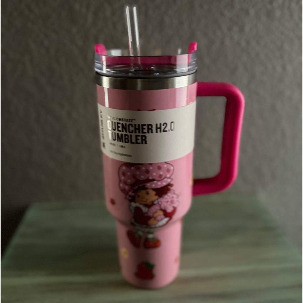 New 40oz Stanley Strawberry Shortcake